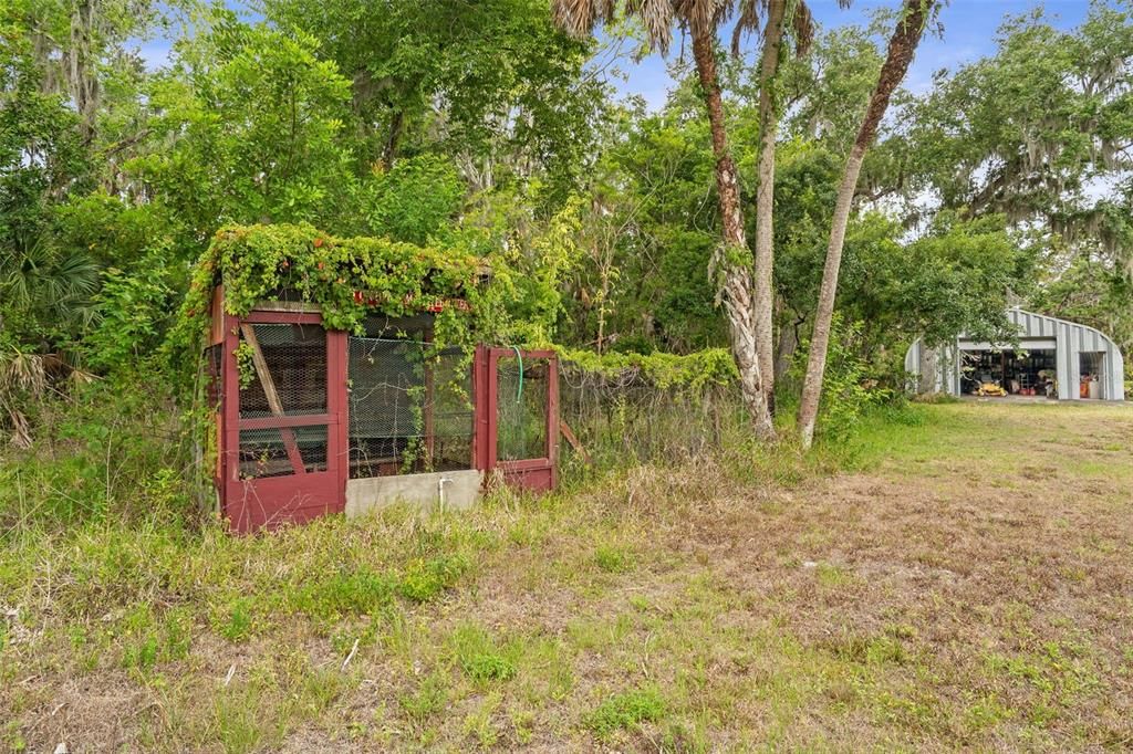 For Sale: $850,000 (5 beds, 3 baths, 2736 Square Feet)