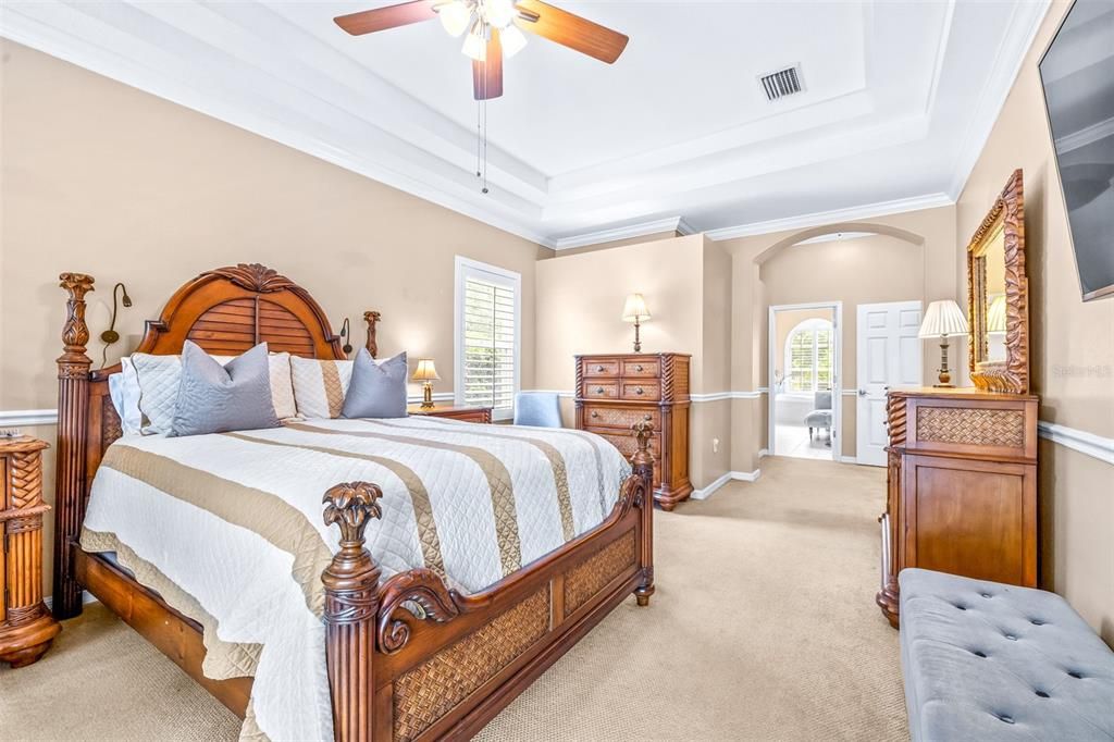 Activo con contrato: $815,000 (4 camas, 3 baños, 2950 Pies cuadrados)