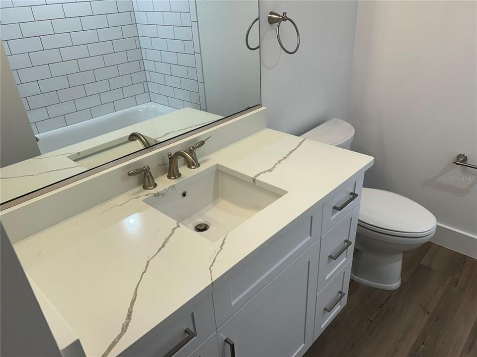 En Renta: $3,500 (4 camas, 3 baños, 2452 Pies cuadrados)