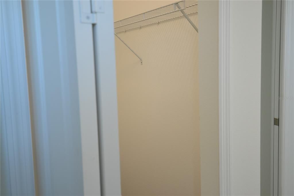 For Rent: $2,400 (3 beds, 2 baths, 1670 Square Feet)