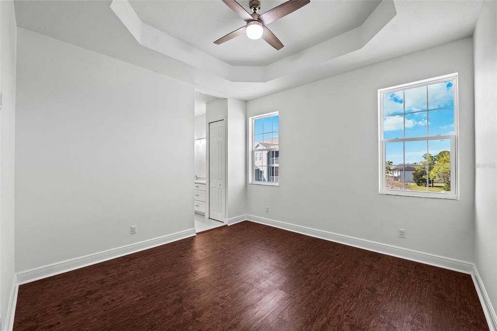 For Rent: $2,400 (3 beds, 2 baths, 1670 Square Feet)