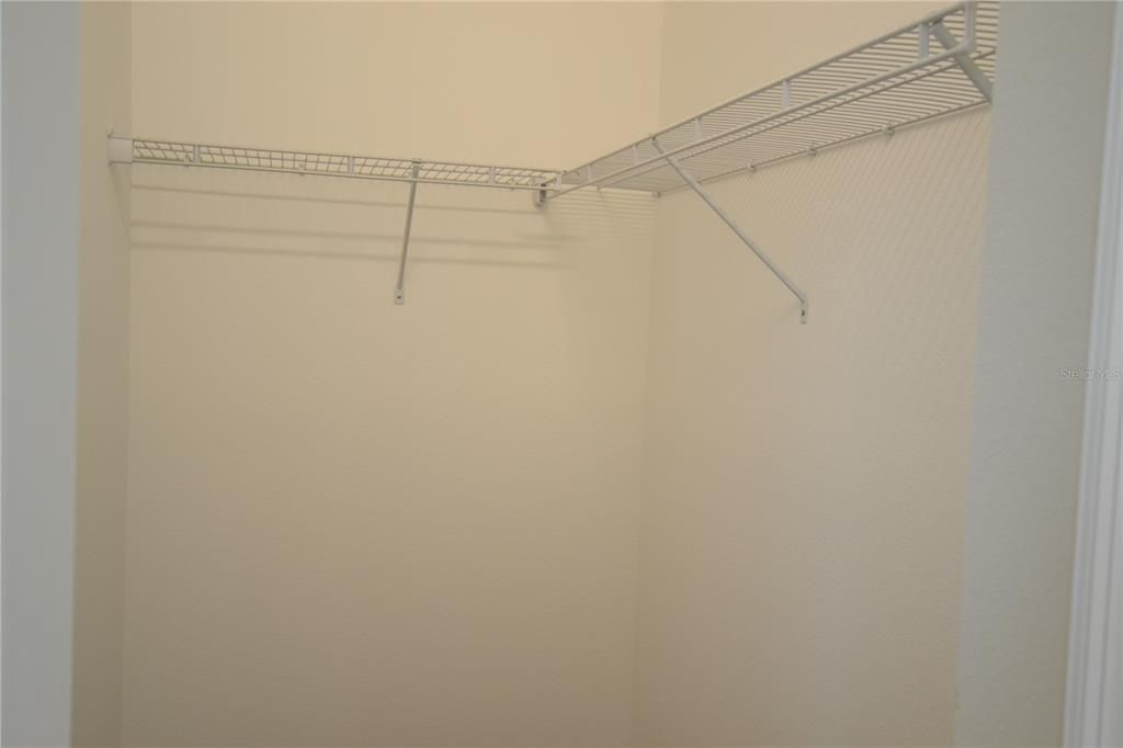 For Rent: $2,400 (3 beds, 2 baths, 1670 Square Feet)