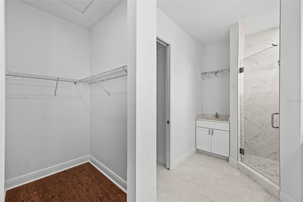 For Rent: $2,400 (3 beds, 2 baths, 1670 Square Feet)
