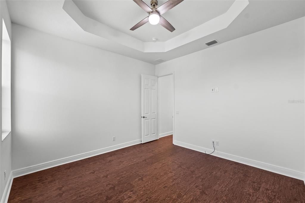 For Rent: $2,400 (3 beds, 2 baths, 1670 Square Feet)
