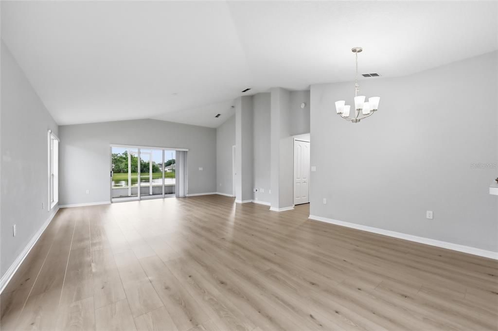 На продажу: $349,900 (3 спален, 2 ванн, 1505 Квадратных фут)