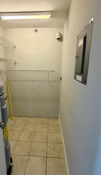For Sale: $499,000 (2 beds, 2 baths, 1215 Square Feet)