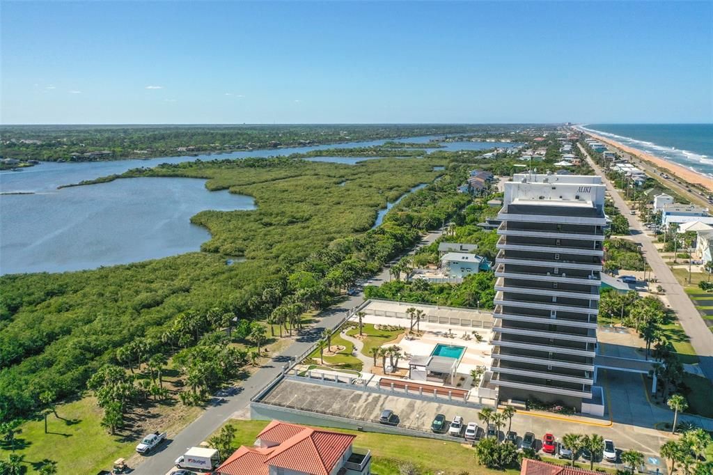 For Sale: $499,000 (2 beds, 2 baths, 1215 Square Feet)