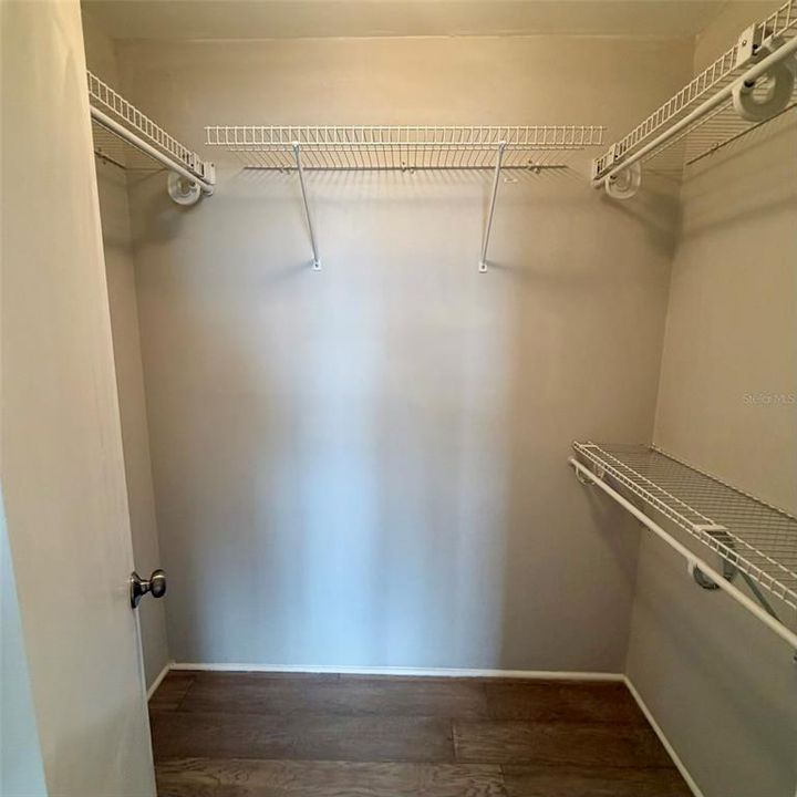 For Sale: $499,000 (2 beds, 2 baths, 1215 Square Feet)