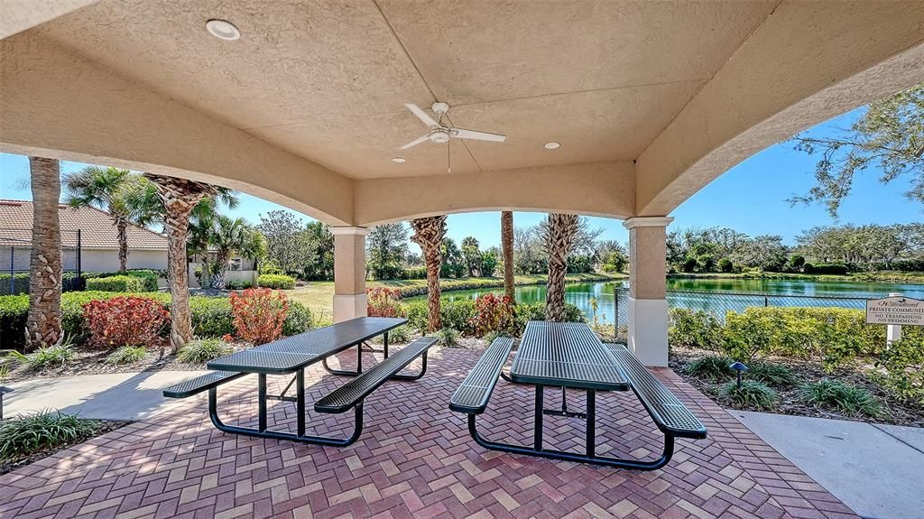 For Sale: $599,000 (3 beds, 2 baths, 2172 Square Feet)