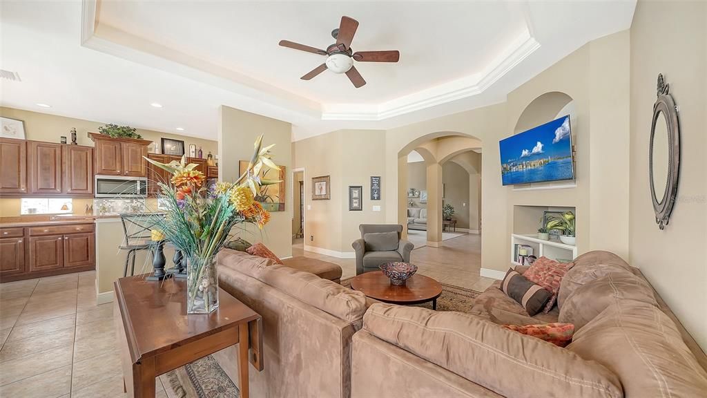 For Sale: $599,000 (3 beds, 2 baths, 2172 Square Feet)