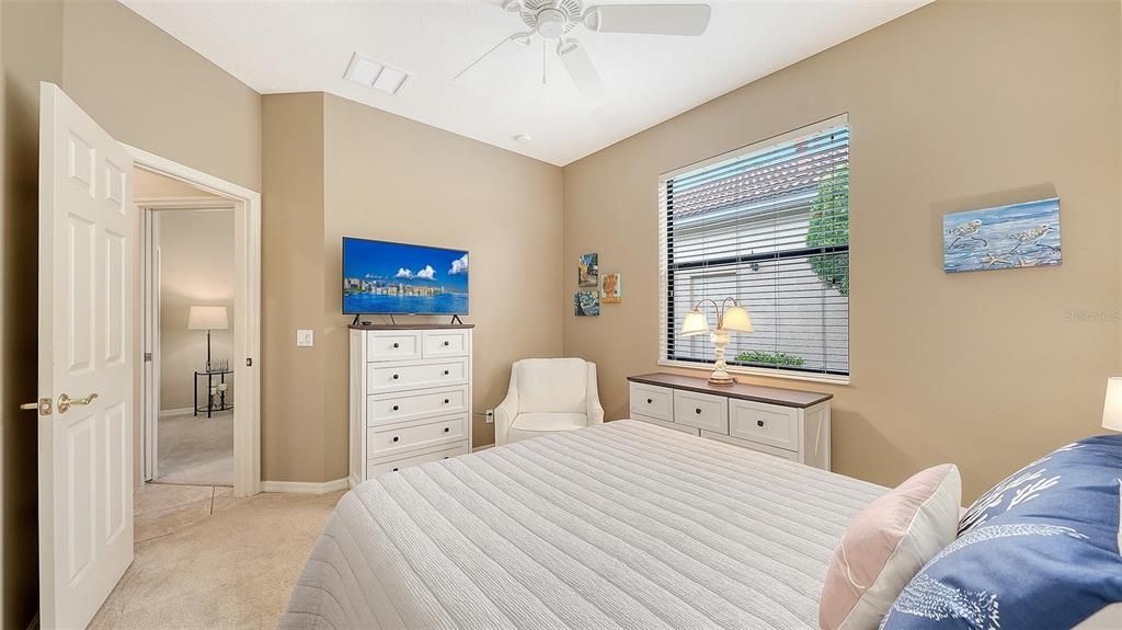 For Sale: $599,000 (3 beds, 2 baths, 2172 Square Feet)