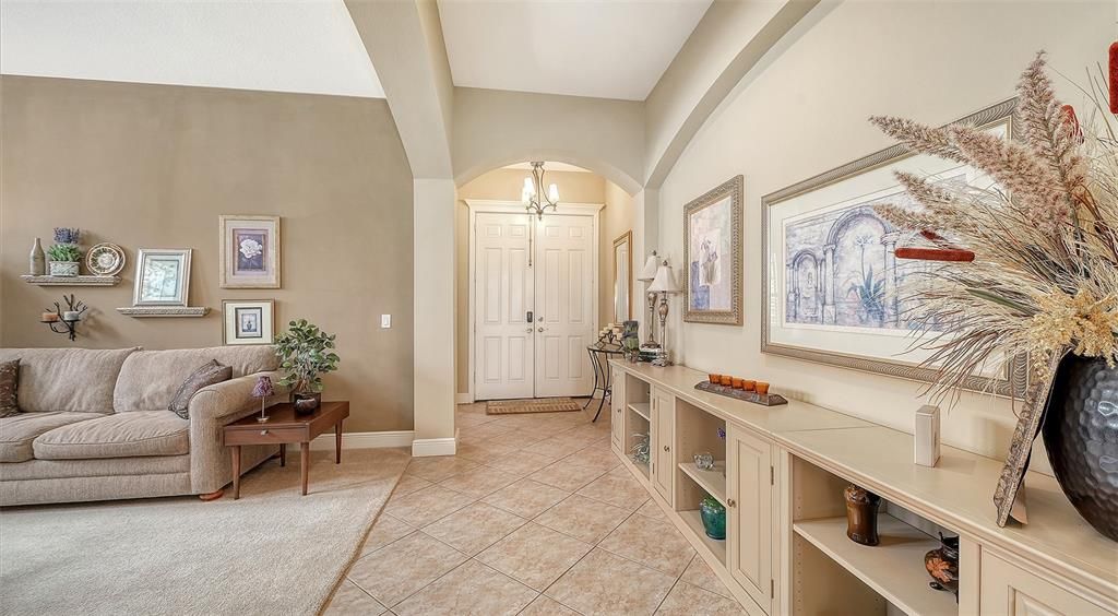 For Sale: $599,000 (3 beds, 2 baths, 2172 Square Feet)