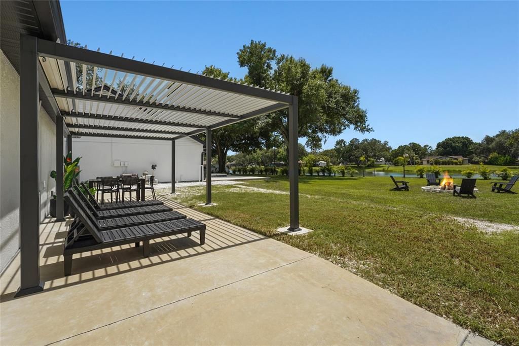 For Sale: $895,000 (4 beds, 2 baths, 2078 Square Feet)