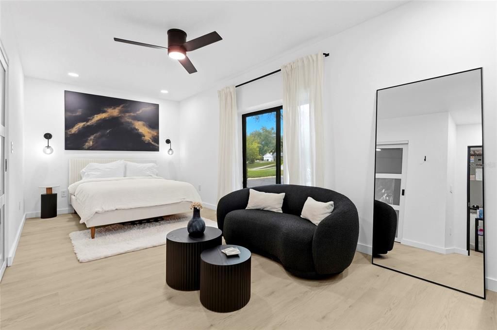 For Sale: $895,000 (4 beds, 2 baths, 2078 Square Feet)