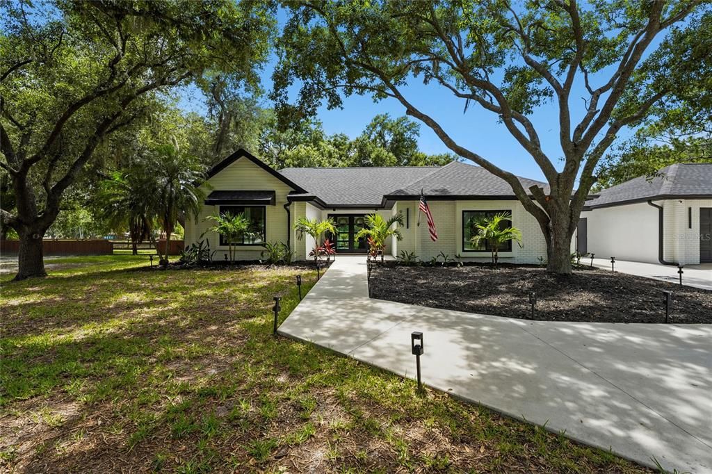 For Sale: $895,000 (4 beds, 2 baths, 2078 Square Feet)