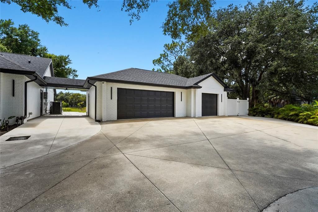 For Sale: $895,000 (4 beds, 2 baths, 2078 Square Feet)