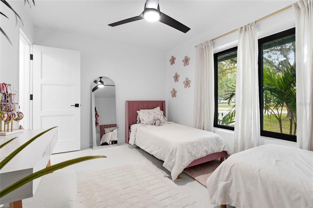 For Sale: $895,000 (4 beds, 2 baths, 2078 Square Feet)