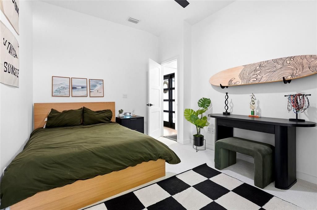 For Sale: $895,000 (4 beds, 2 baths, 2078 Square Feet)