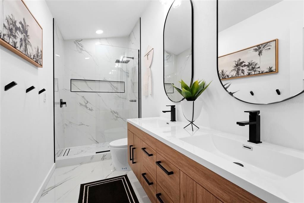 For Sale: $895,000 (4 beds, 2 baths, 2078 Square Feet)