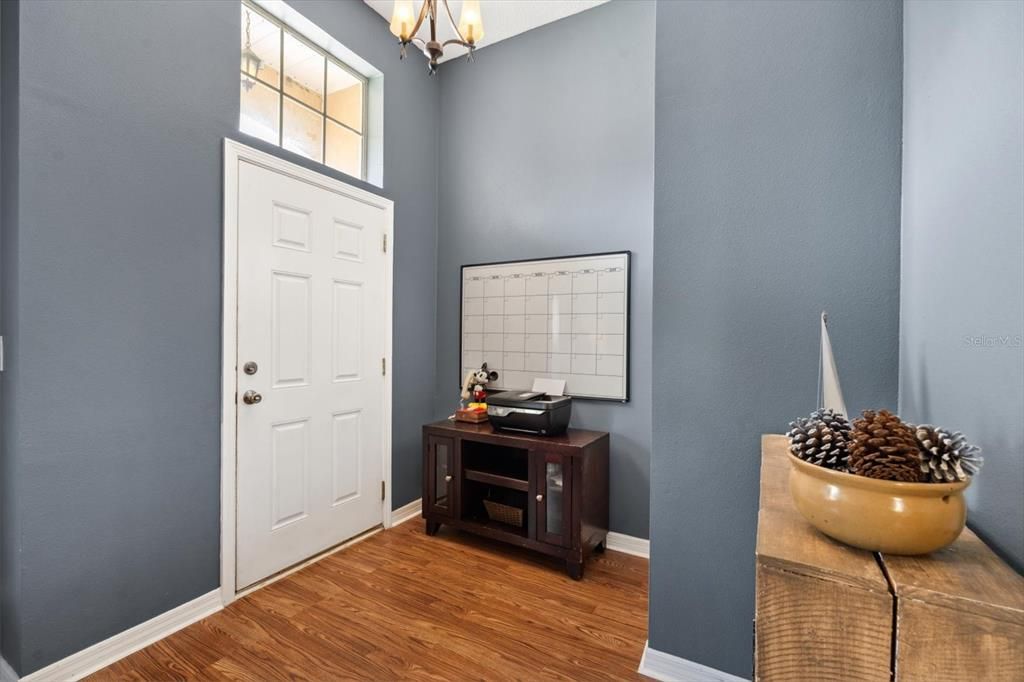 For Sale: $330,000 (4 beds, 2 baths, 1958 Square Feet)
