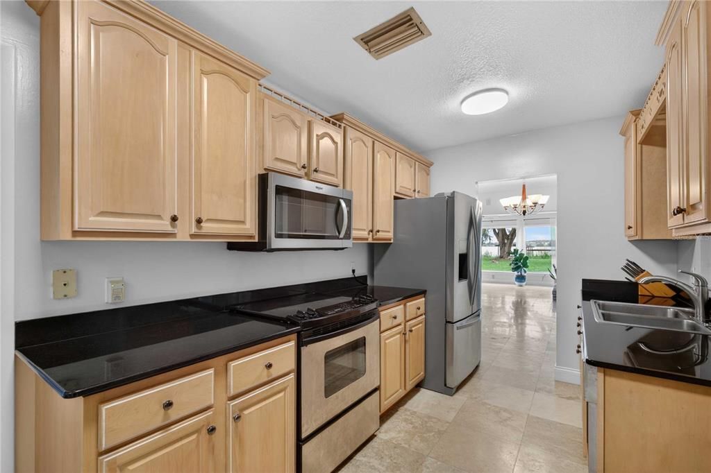 В аренду: $3,500 (3 спален, 2 ванн, 2181 Квадратных фут)