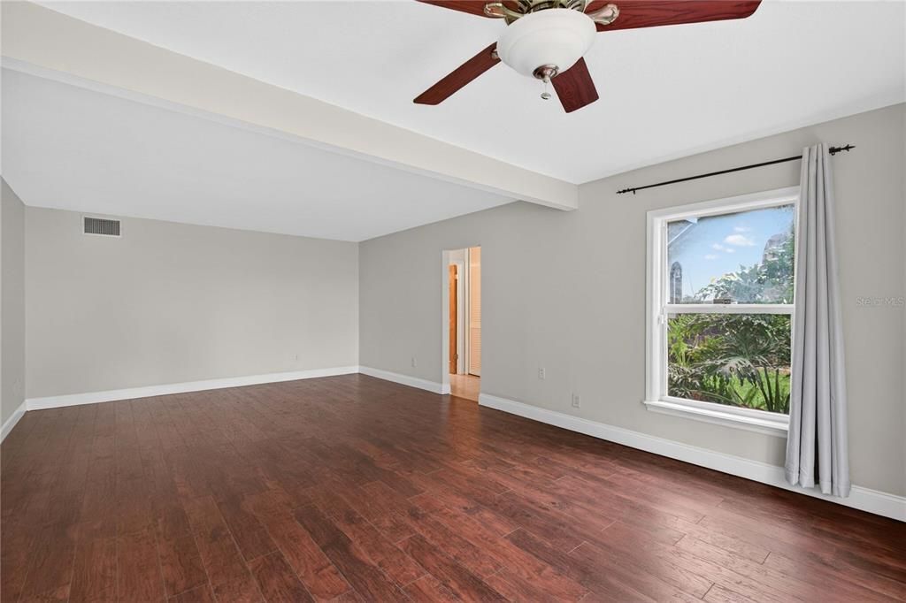 В аренду: $3,500 (3 спален, 2 ванн, 2181 Квадратных фут)