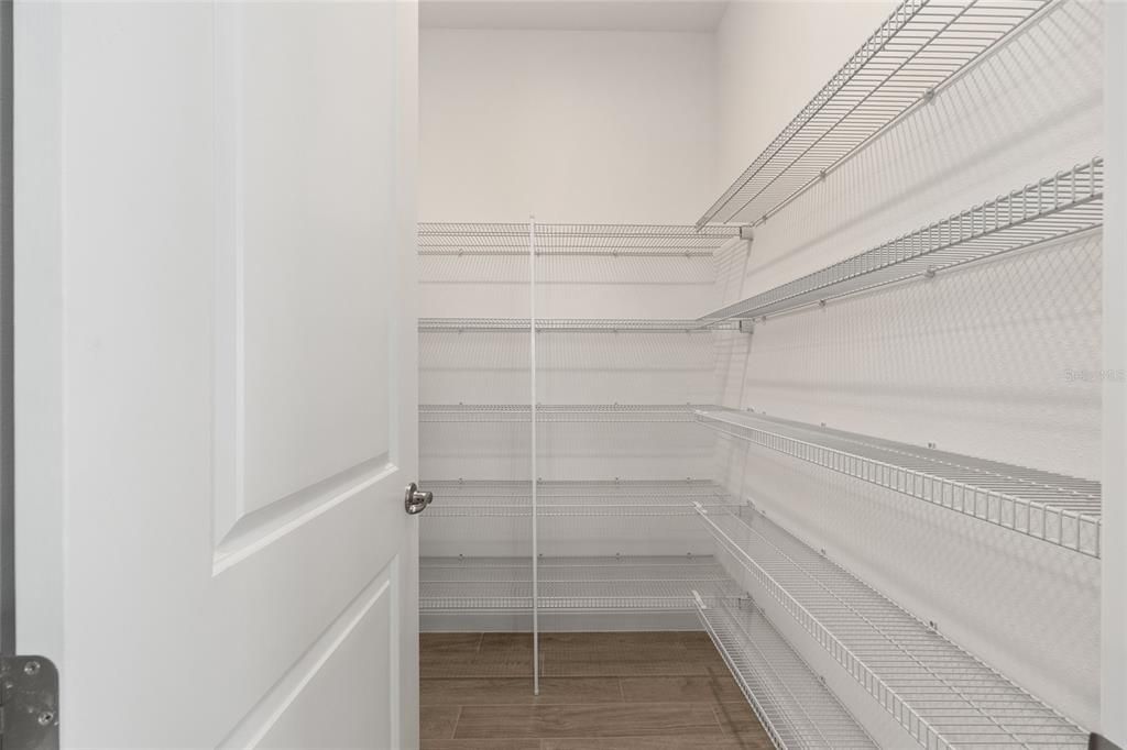 En Venta: $495,480 (2 camas, 2 baños, 2493 Pies cuadrados)