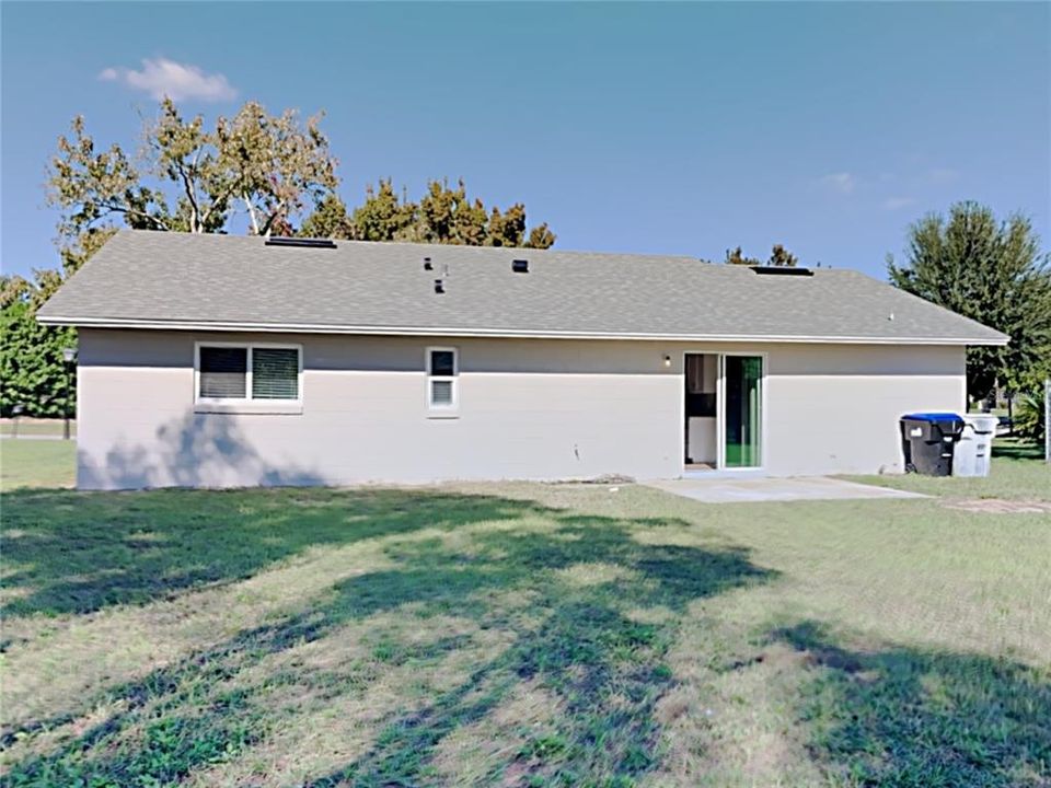 For Rent: $2,205 (3 beds, 2 baths, 1080 Square Feet)