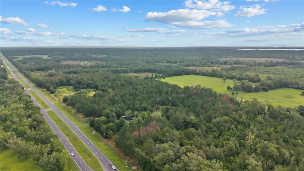 En Venta: $275,000 (26.14 acres)