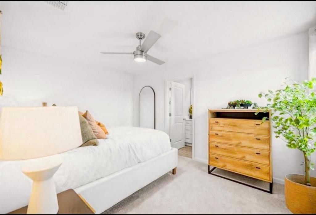 В аренду: $2,200 (3 спален, 2 ванн, 1410 Квадратных фут)