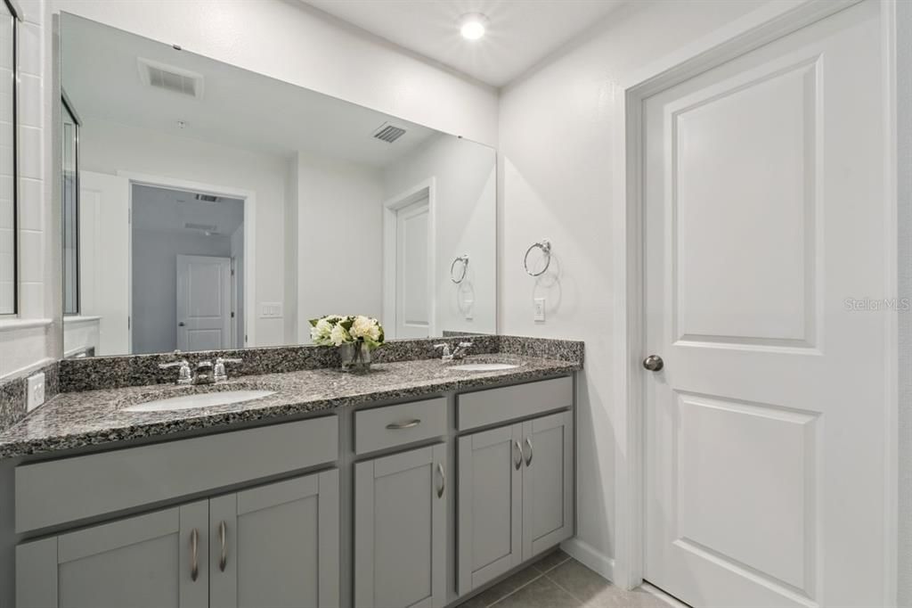 En Venta: $349,000 (3 camas, 2 baños, 1476 Pies cuadrados)