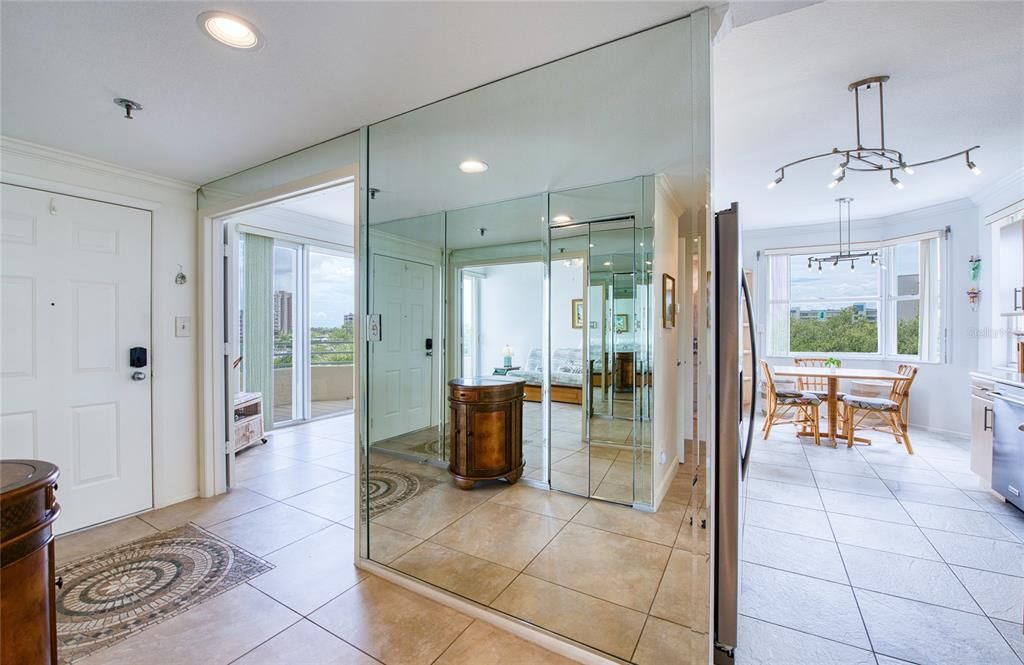 For Sale: $645,000 (2 beds, 2 baths, 1300 Square Feet)