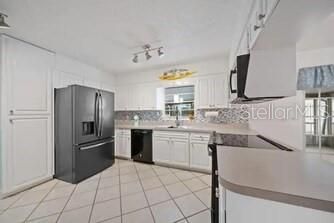 En Venta: $370,000 (2 camas, 2 baños, 1122 Pies cuadrados)