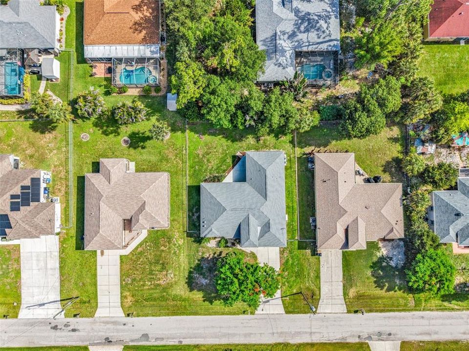 For Sale: $350,000 (3 beds, 2 baths, 1962 Square Feet)