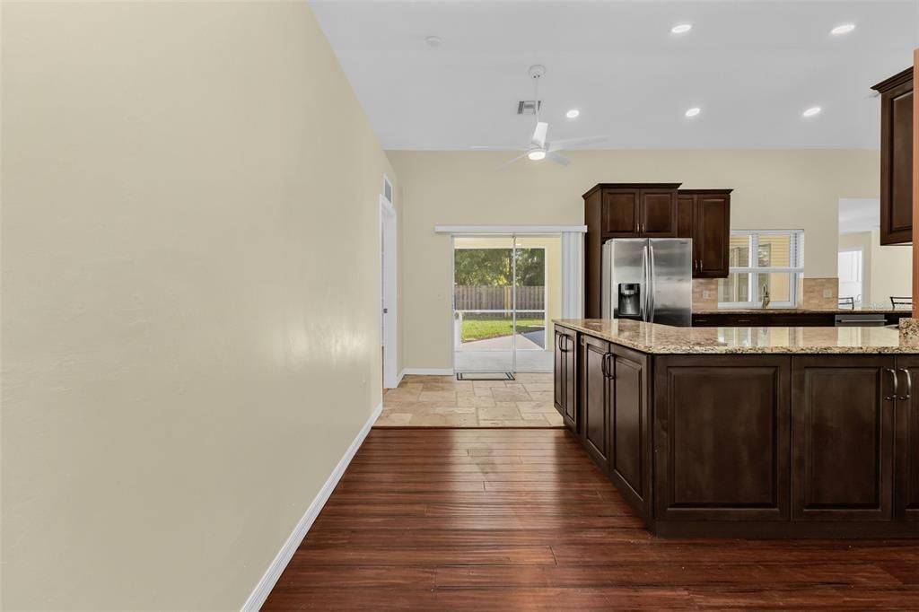 For Sale: $350,000 (3 beds, 2 baths, 1962 Square Feet)