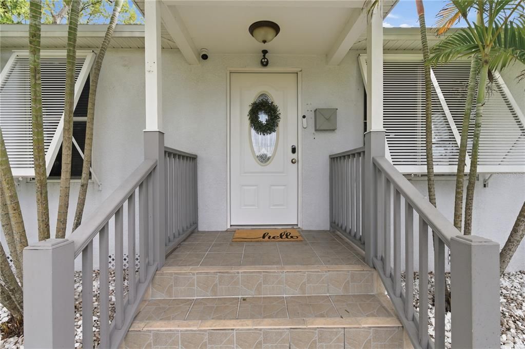 For Sale: $549,000 (3 beds, 3 baths, 1432 Square Feet)