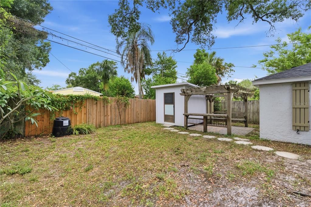For Sale: $549,000 (3 beds, 3 baths, 1432 Square Feet)