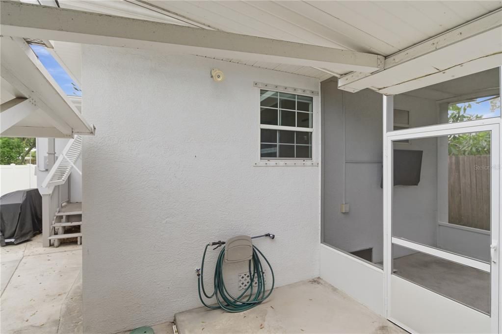 For Sale: $549,000 (3 beds, 3 baths, 1432 Square Feet)