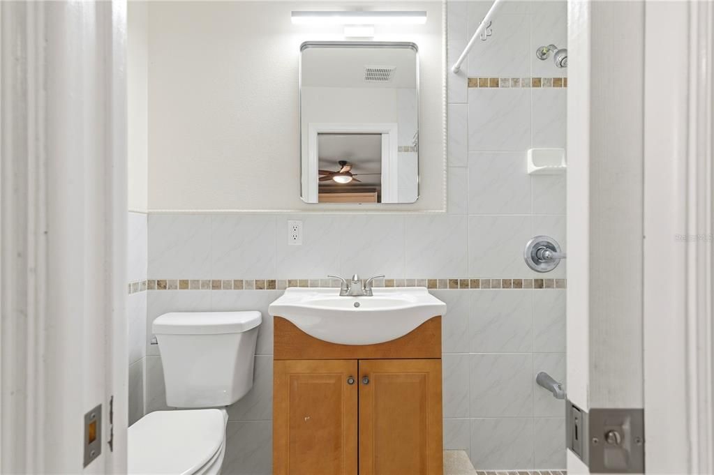 For Sale: $549,000 (3 beds, 3 baths, 1432 Square Feet)
