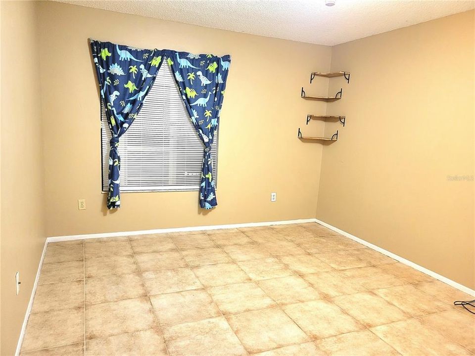 В аренду: $1,650 (2 спален, 2 ванн, 912 Квадратных фут)