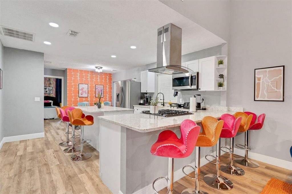 For Sale: $279,000 (4 beds, 2 baths, 1675 Square Feet)