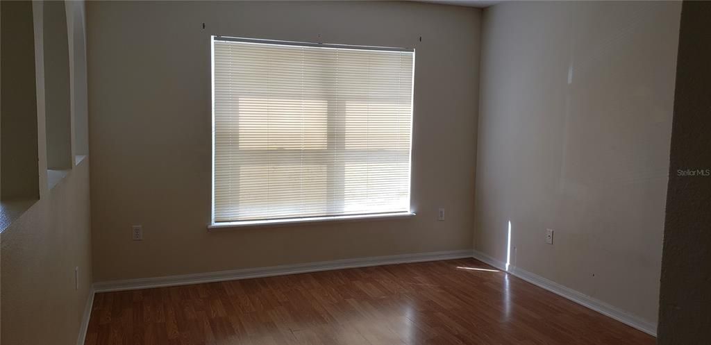 For Rent: $2,400 (4 beds, 2 baths, 2320 Square Feet)