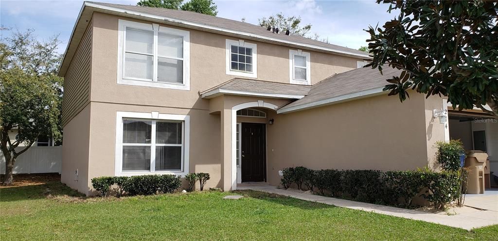 For Rent: $2,400 (4 beds, 2 baths, 2320 Square Feet)