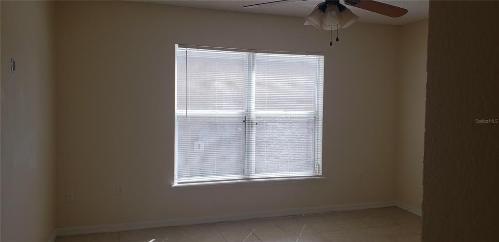 For Rent: $2,400 (4 beds, 2 baths, 2320 Square Feet)