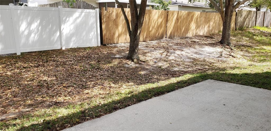 For Rent: $2,400 (4 beds, 2 baths, 2320 Square Feet)