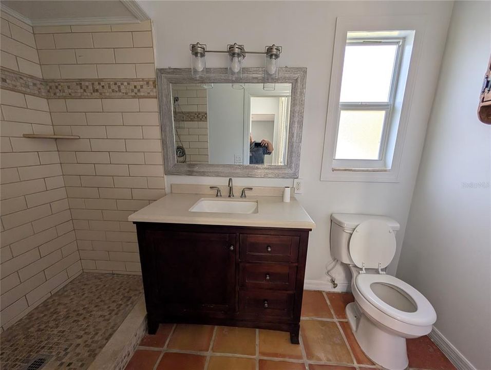For Rent: $3,500 (3 beds, 3 baths, 1800 Square Feet)