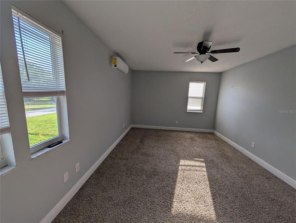 For Rent: $3,500 (3 beds, 3 baths, 1800 Square Feet)