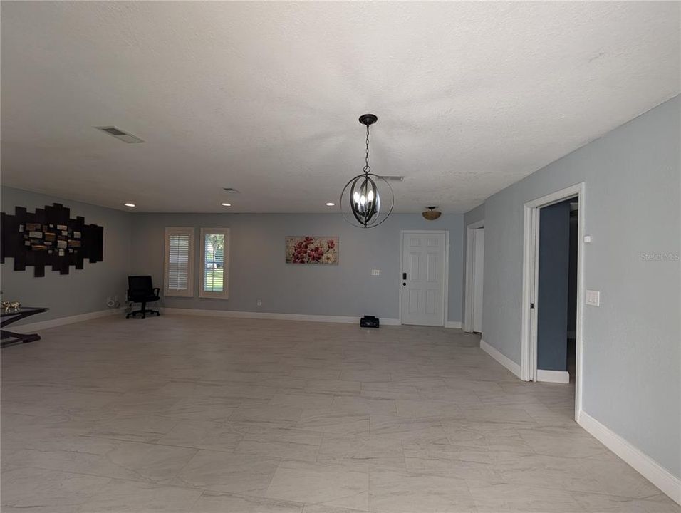 For Rent: $3,500 (3 beds, 3 baths, 1800 Square Feet)