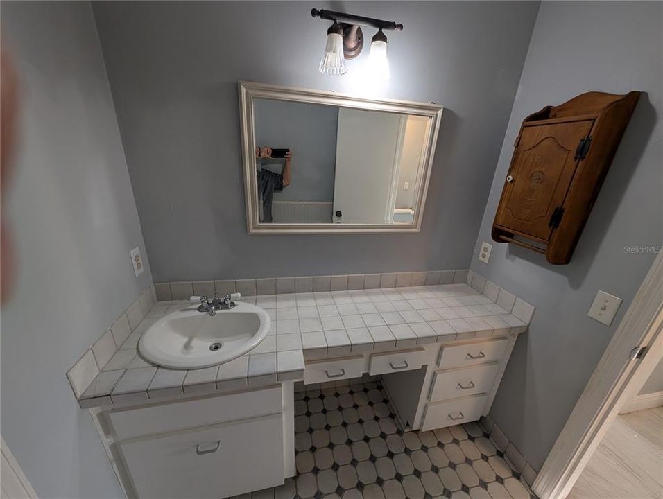 For Rent: $3,500 (3 beds, 3 baths, 1800 Square Feet)