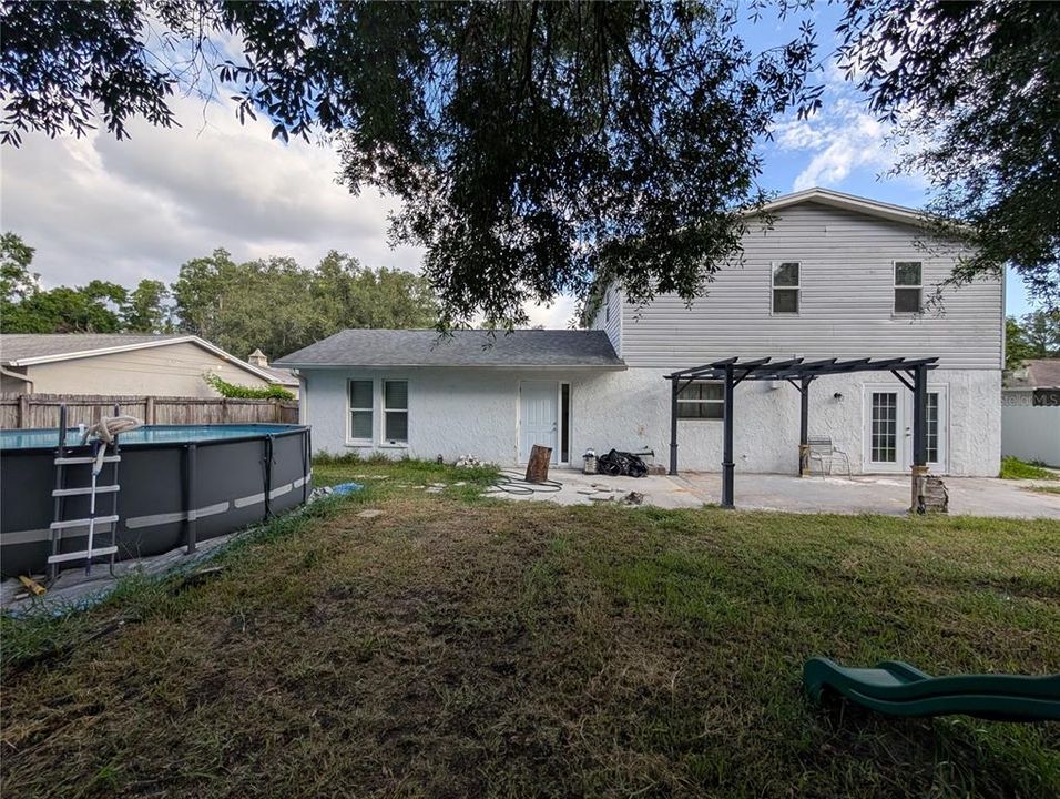 For Rent: $3,500 (3 beds, 3 baths, 1800 Square Feet)